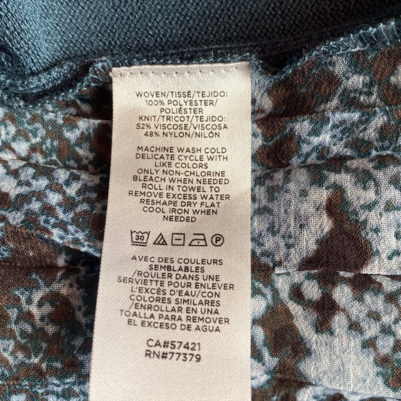 Ann Taylor Accordion Swing Back Sweater M Animal Print Sheer Back Blue Lagenlook - Picture 5 of 10